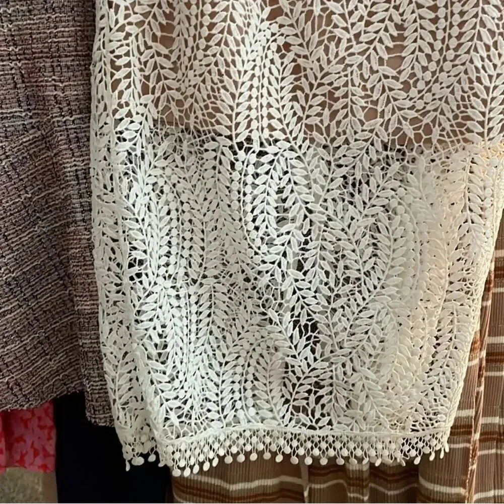 Dress The Population Women's White Beige Lace Sacha Shoulder-H3